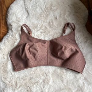 Lululemon bra
